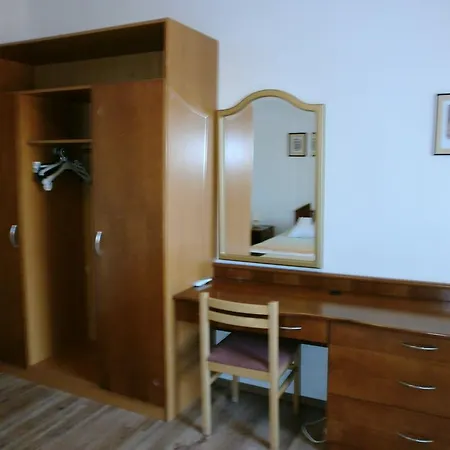 Ana Old Town קאבטאט