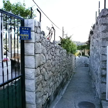 Appartement Ana Old Town