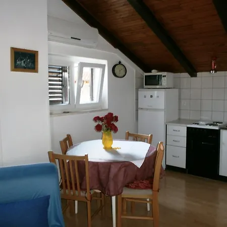 Apartment Ana Old Town *